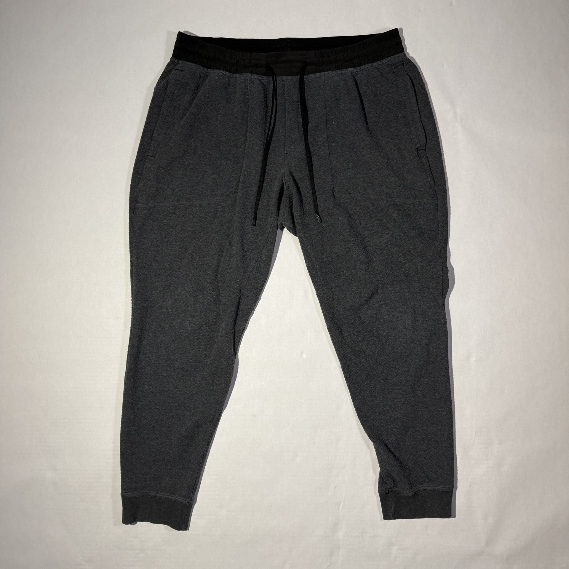 Men’s Lulelemon Gray Joggers Size: XXL