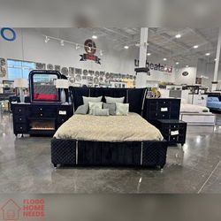 5 Pieces Black velvet Bedroom Set