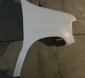 08-21  Ford E-450 Super Duty Front Fenders (Right/left  Sides)