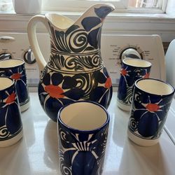 Pitcher With 6 Cups