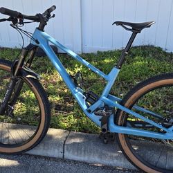 Scor 4060 ST Size Medium - Carbon Full Supension Mountain Bike - Like New!

