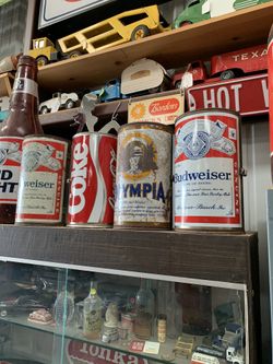 Vintage BBQ METAL CANS 14 x 8 inches And large plastic display bottles 33 x 8 1/2 inches $ 65 each In Madera