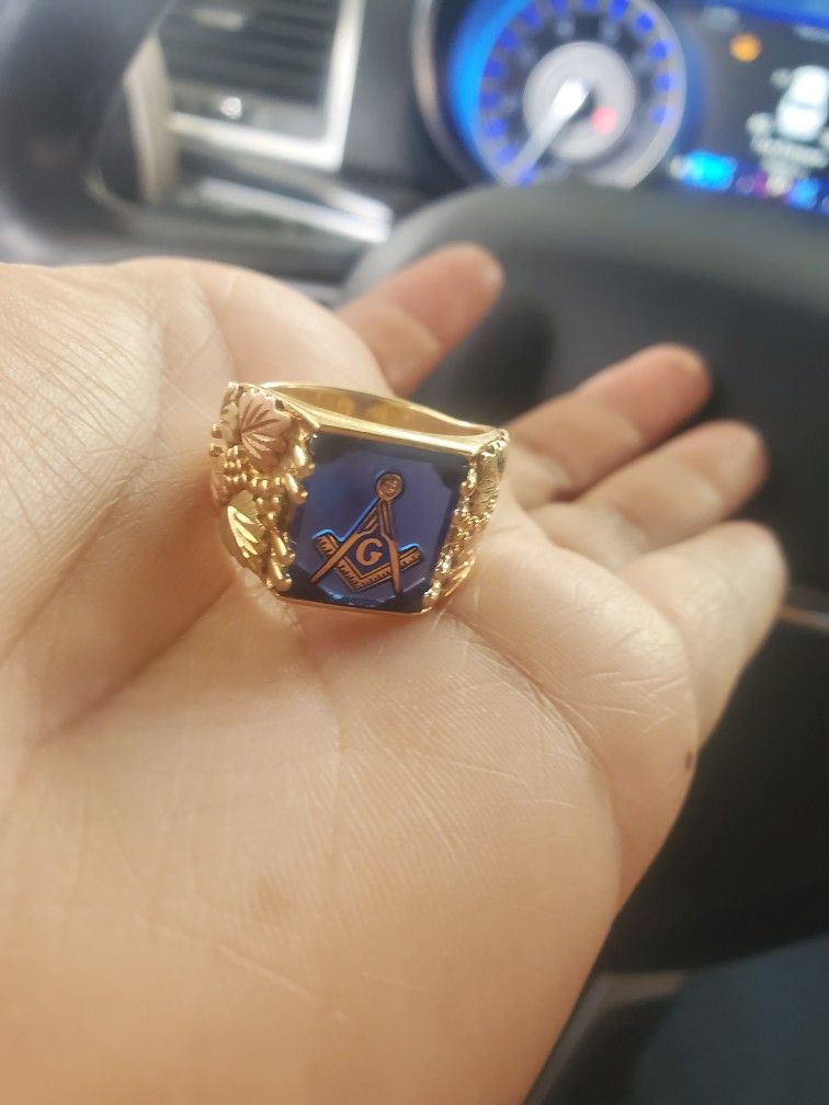 Mens 10k Gold Ring