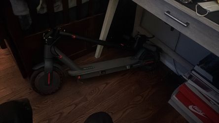 Electric scooter