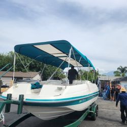 1995 Monterey Explorer 230