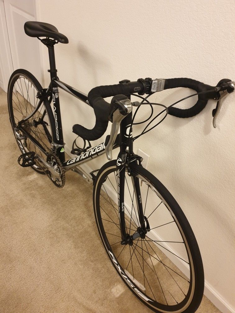Cannondale Road Bike