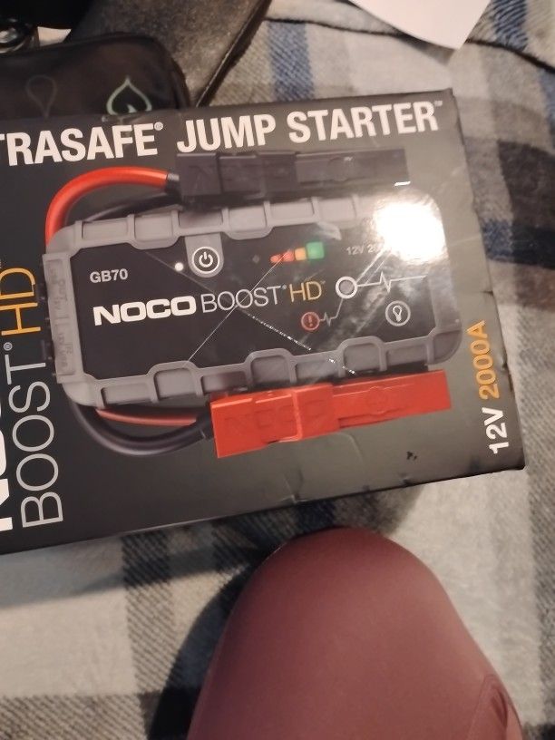 Battery Jump Starter 8.0L 12