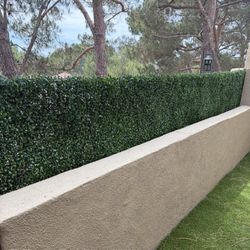 Costway 8 Pieces Faux Boxwood Panels Privacy Screen 