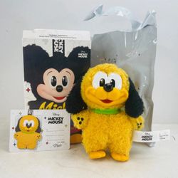 Pluto Mickey & Friends