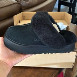 Size 8 Black Ugg Slippers Brand  New  Platforms