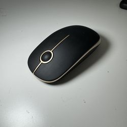 Silent Wireless Mouse, 2.4G Slim Travel Mouse with USB Receiver, Quiet Click Protable Computer Mice