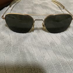 American Optical 5 1/2 pilots Sunglasses
