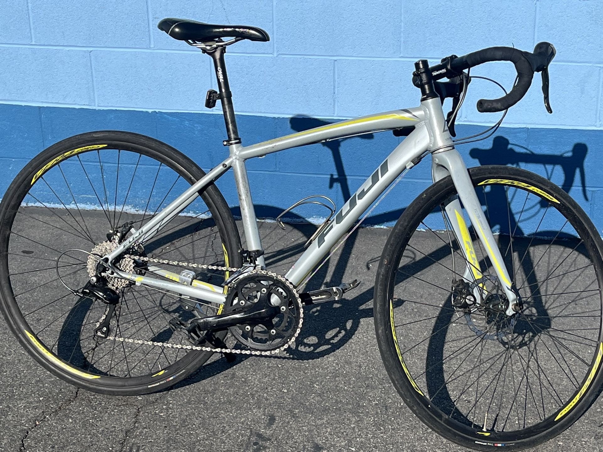 FUJI ONE.3 Great Road Bike 