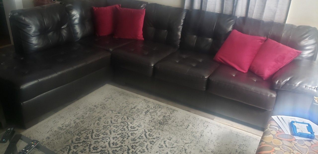 Sectional Sofa