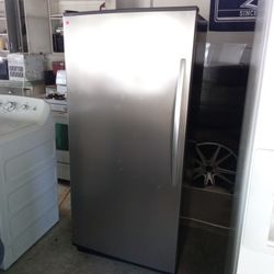 Working Freezer Like New