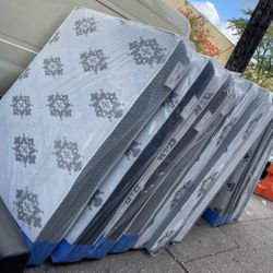 Mattress Queen Full Twin Size We Deliver !