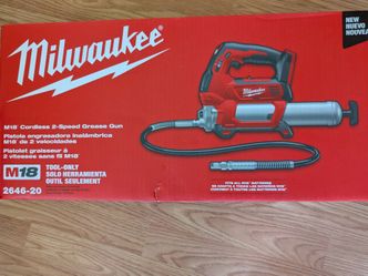 Brand New Milwaukee M18 Grease Gun W/ Brand New 6.0ah High Output Battery