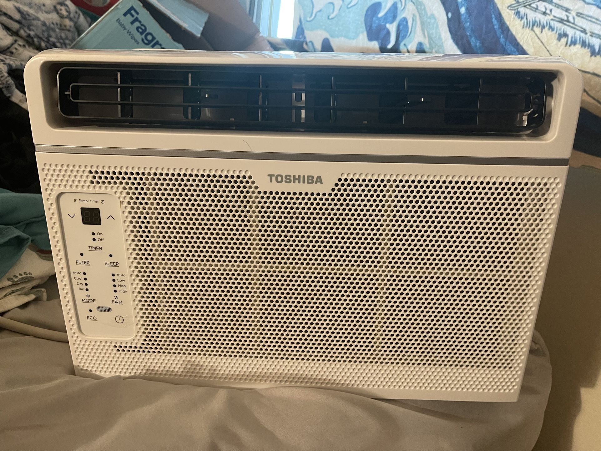 TOSHIBA WINDOW AC UNIT