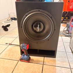 Skar audio 15 in EVL with enclosure