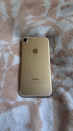 iPhone 7 In Gold