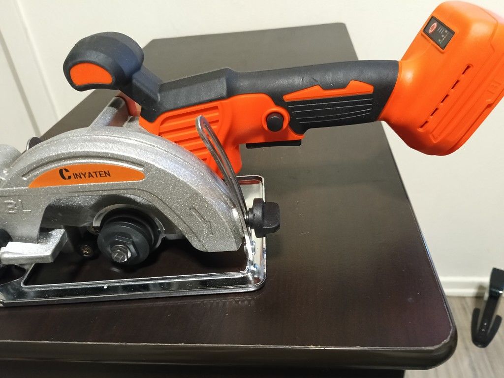 Electric Circular Saw