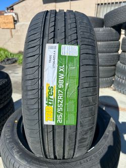 BRAND NEW SET OF TIRES 215/55r17 215/55/17
