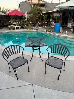 Gorgeous Outdoor Patio Set