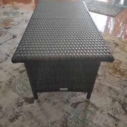 Caffe table for outsider