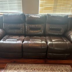 Brown Leather Power Reclining Sofa & Loveseat Set – Good Condition