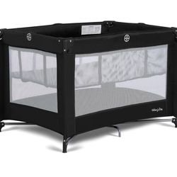 Dream On Me Zazzy Portable Playard with Bassinet in Black