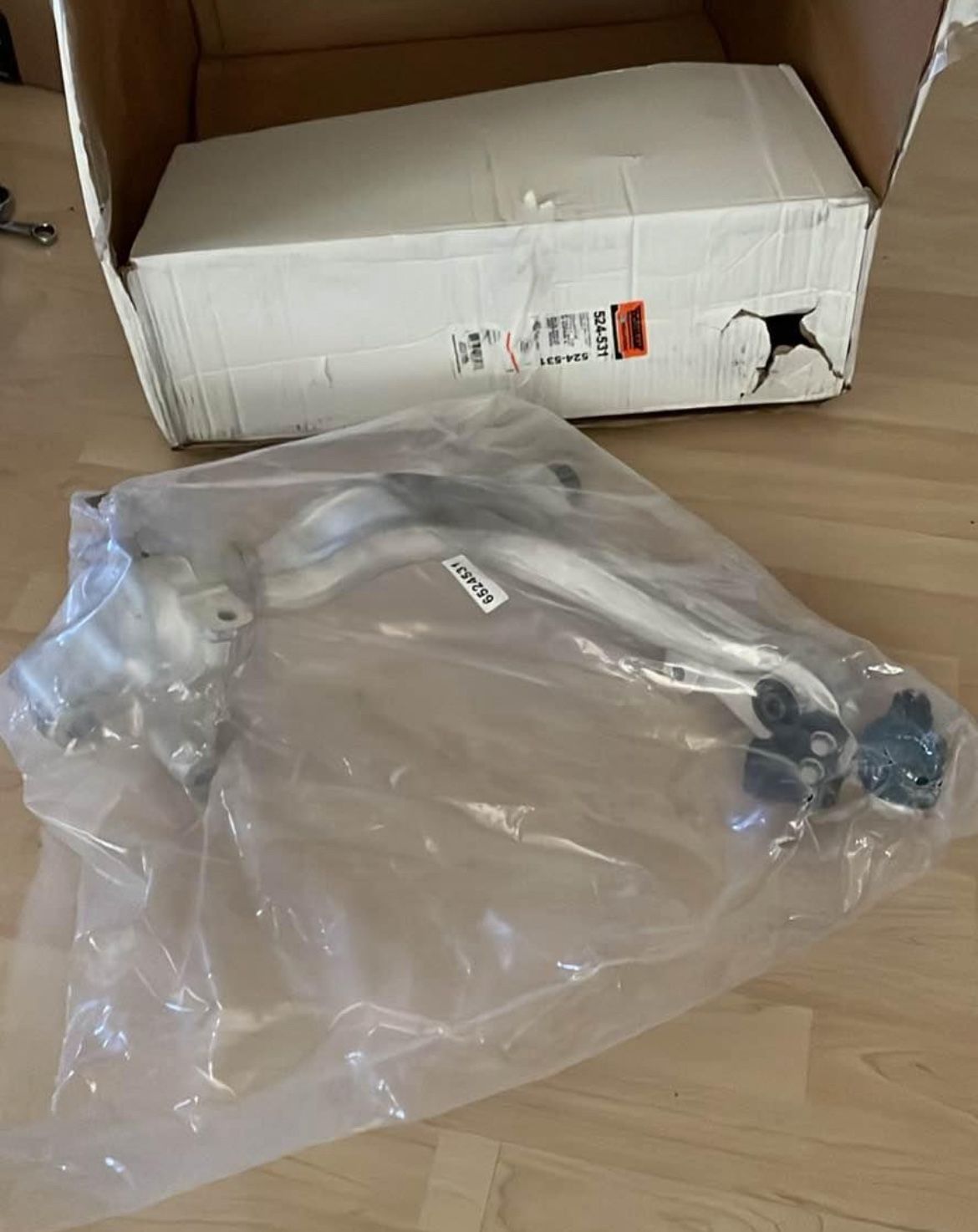 Front Driver Side Control Arm Infiniti