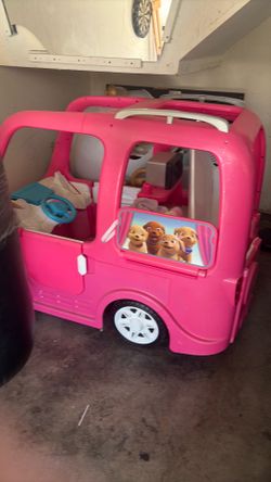 Barbie camper