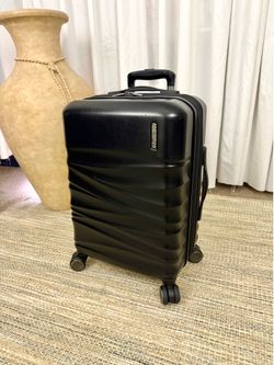American Tourister Hardside Carry on Spinner Suitcase