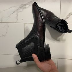 Crocodile Chelsea Boots (BloodRed)