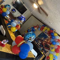 Custom Party Supplies 