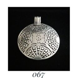 1.9" x 1.6" Solid Sterling Silver Handcarved Dot & Fan Pendant. Made in Thailand, signed