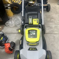 Lawnmower Rioby Con Battery 