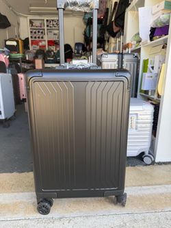 Full aluminum carry on