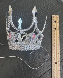 New with tag princess crown small