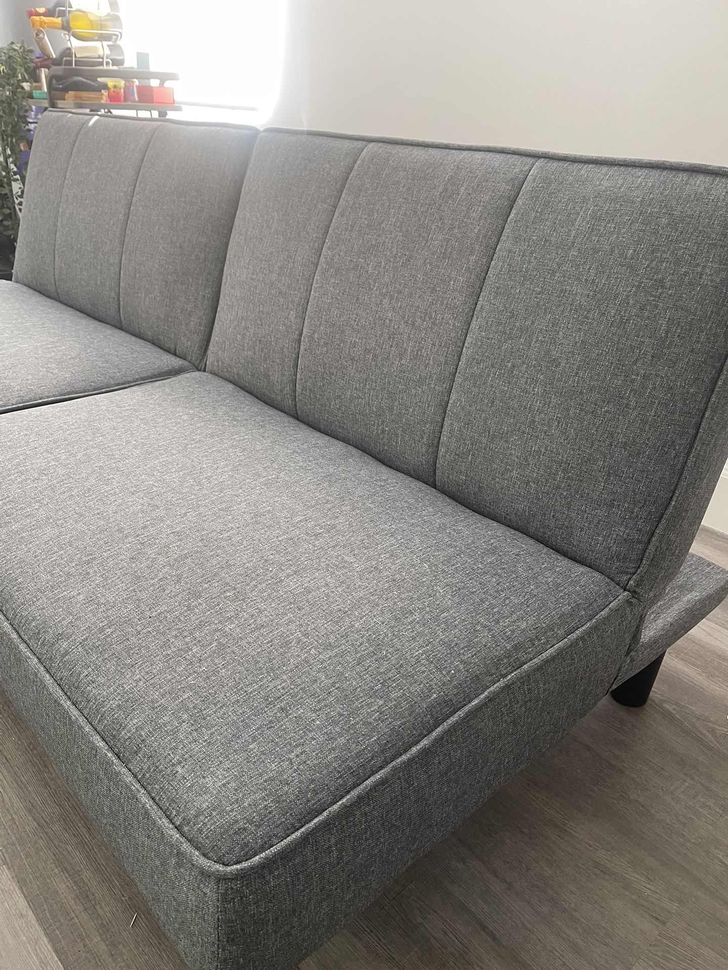 Bed / Sofa