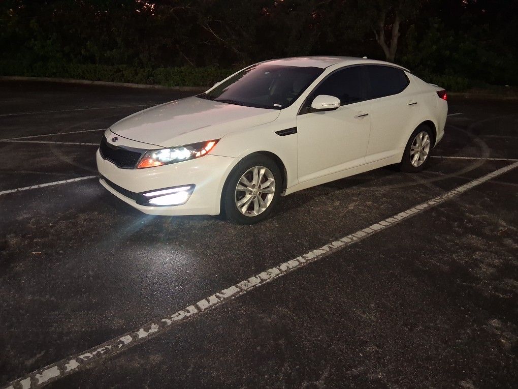 2013 KIA Optima