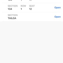 Padres Vs Dbacks tuesday 9/6/22 Front row tickets