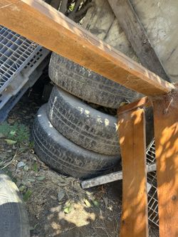 Bridgestone dueler a/t tires