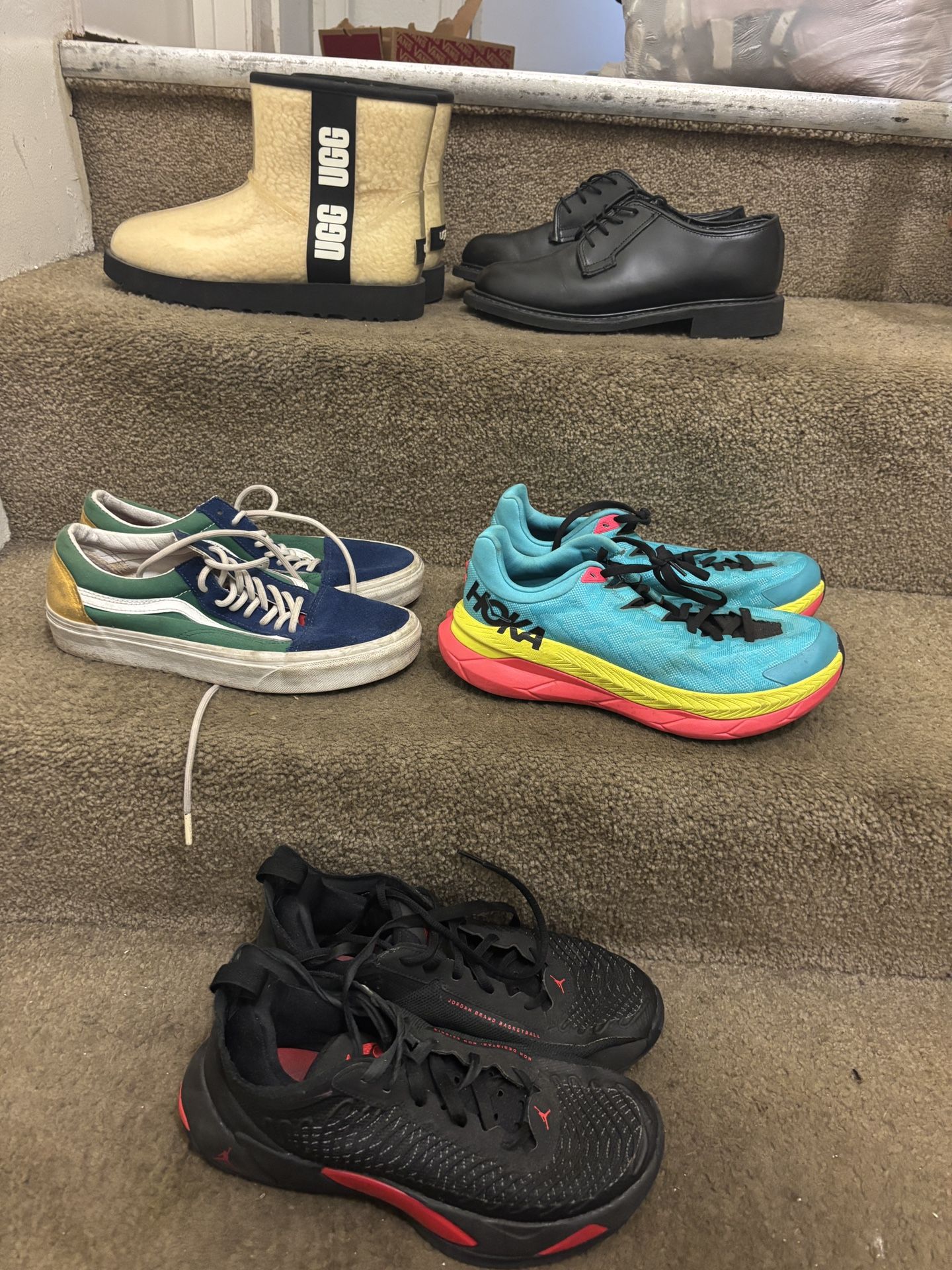 Size 7 Assorted Shoes