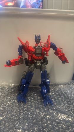 Transformers Optimus prime figure