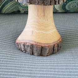 HAND TURNED/CARVED WOOD MUSHROOM