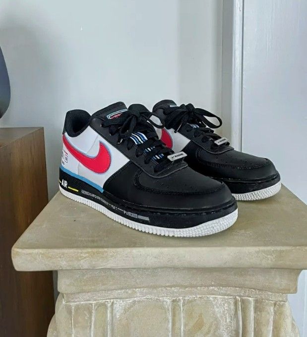 NIKE AIR FORCE 1'S 07 LOW QS RACING MOTORSPORTS "NASCAR AIRFORCE'S) Size 6.5