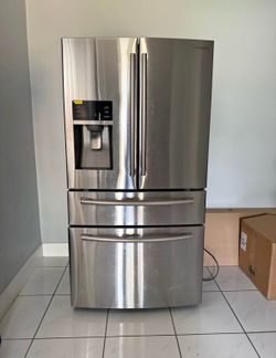 Samsung French Door Refrigerator ( Can Deliver )
