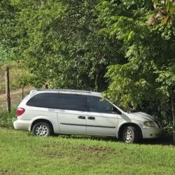 2003 Dodge Caravan For Parts 
