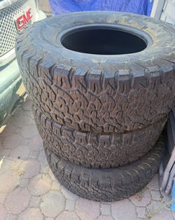 K02 BFG A/T BAJA CHAMPION 315/70/R17